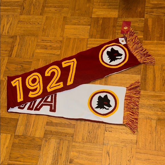 NWT AS Roma Scarf - Picture 8 of 8